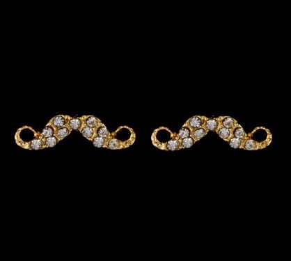 Brinco dourado com strass