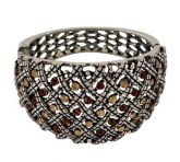 Bracelete prata envelhecida com pedras bege e marrom